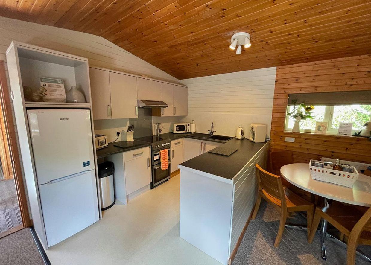 Ivyleaf Combe Lodges Stratton  Luaran gambar