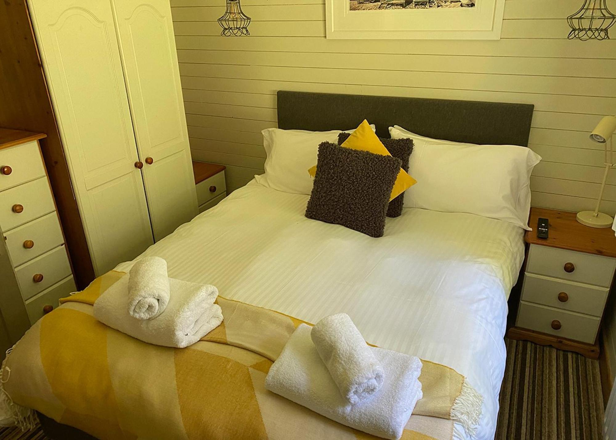 Ivyleaf Combe Lodges Stratton  Bilik gambar